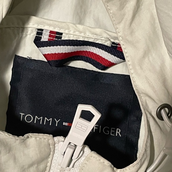 *Vintage* Tommy Hilfiger Windbreaker - Picture 3 of 5